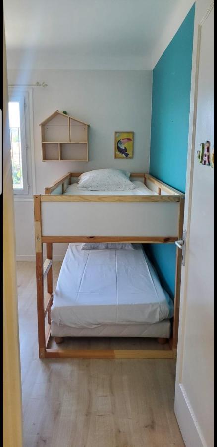 Parking Gratuit A Cote Appartement 2 Chambres 47M2 Climatise A Cote Aeroport-Tram Sur Place-Plage 6 Min-Centre Ville 16 Min Avec Tram-Free Parking, 47M2 Apartment 2 Rooms,Air-Conditioned Next To The Airport- Tram On Spot- 6 Min Beach- 16Min Center * Nizza
